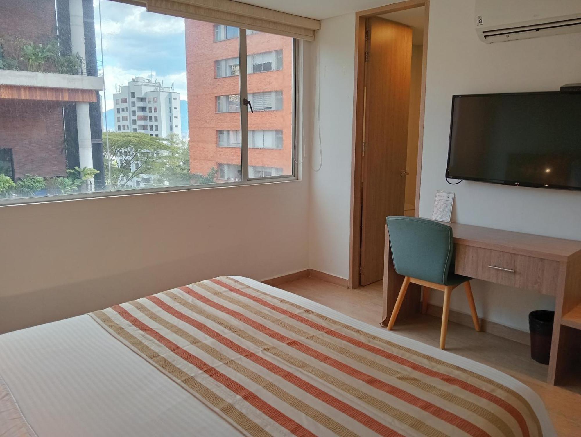 Hotel Lomas 10 Medellin By Dico Экстерьер фото