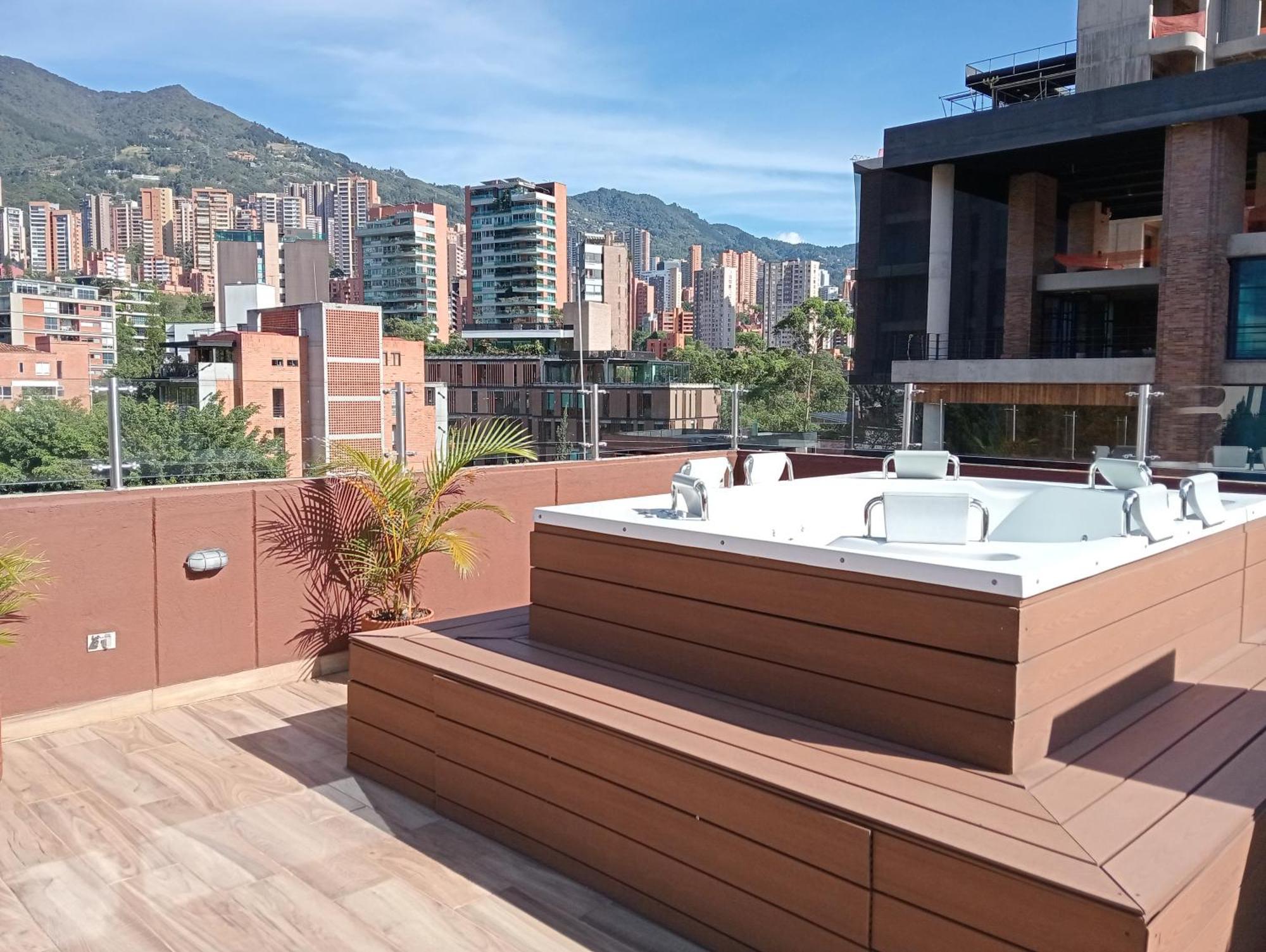 Hotel Lomas 10 Medellin By Dico Экстерьер фото